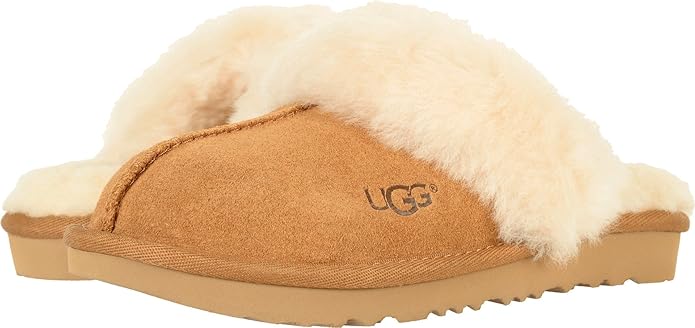 UGG Girls’ Cozy Slipper